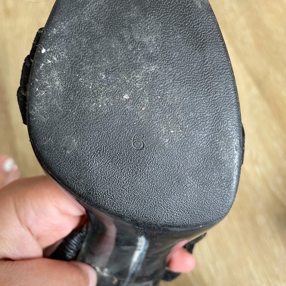 Women heels - Picture 2 of 4